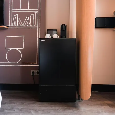 Ibis Centre 3*
