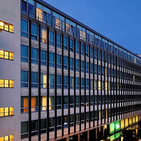 Ibis Centre Hotel