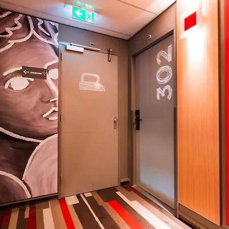 Hotel Ibis Centre 3*