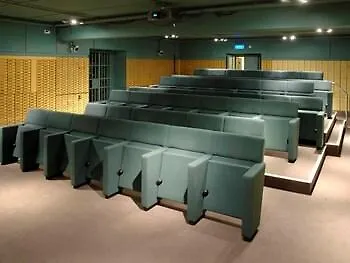 Hotel Ibis Centre 3*