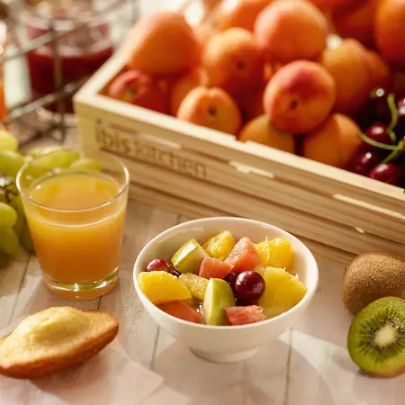 Отель Ibis Centre 3*