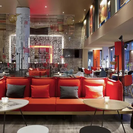 Ibis Centre Hotel 3*