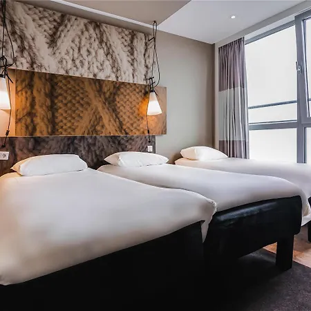 Ibis Centre Hotel 3*