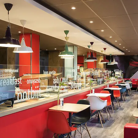 Отель Ibis Centre 3*