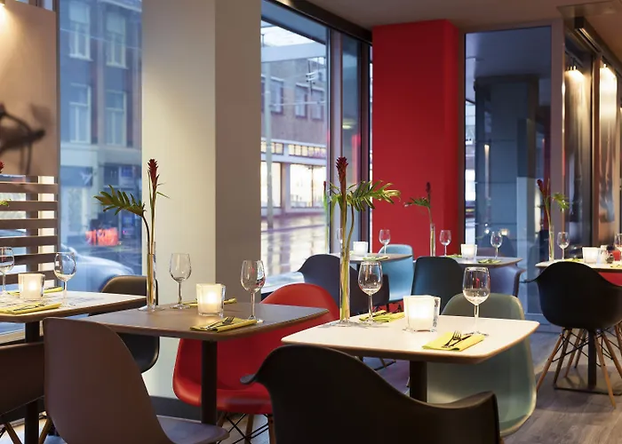 海牙市中心宜必思酒店