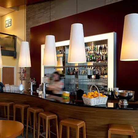 Ibis Centre מלון 3*